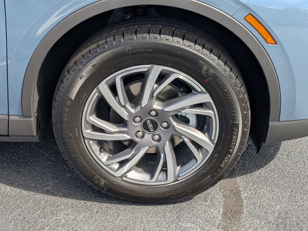 2025 Lincoln Corsair Premiere
