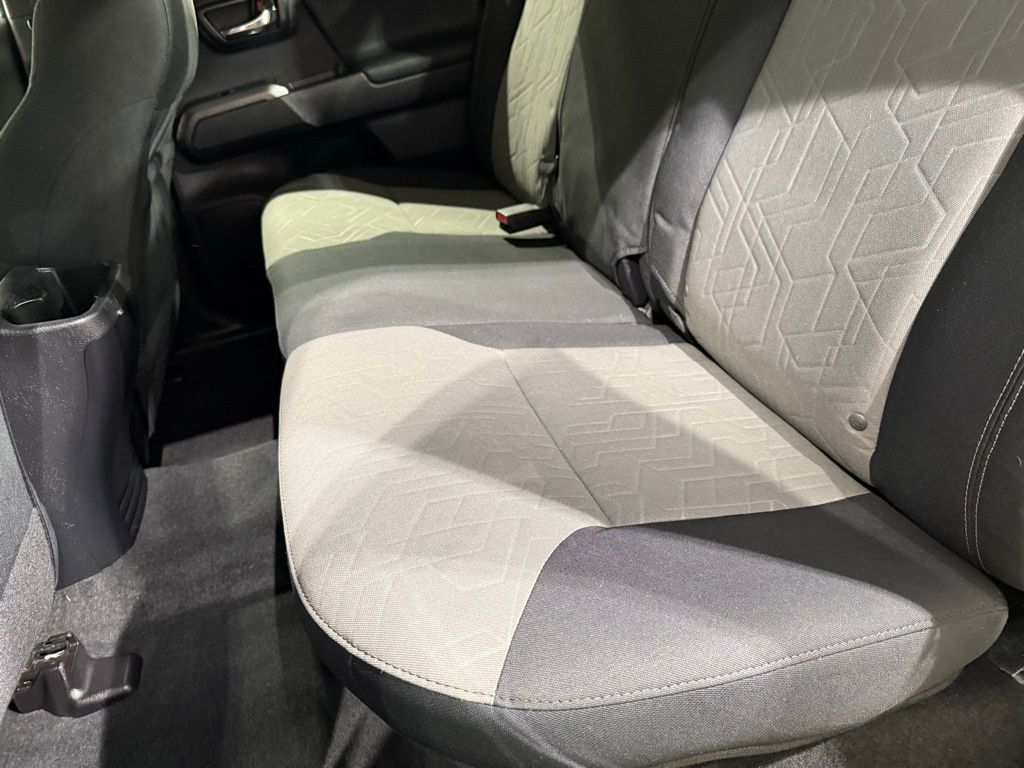 Thumbnail: 2021 Toyota Tacoma - 18