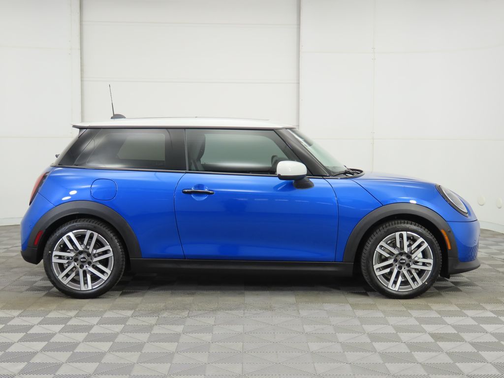 Thumbnail: 2026 MINI Cooper - 4