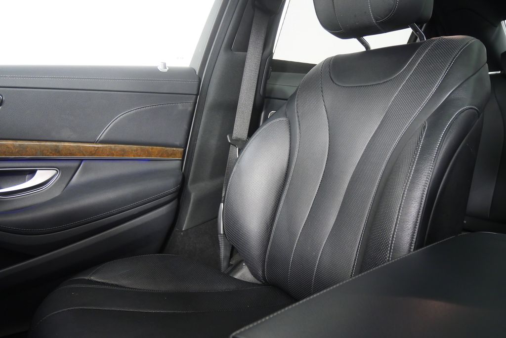 Thumbnail: 2015 Mercedes-Benz S-Class - 14