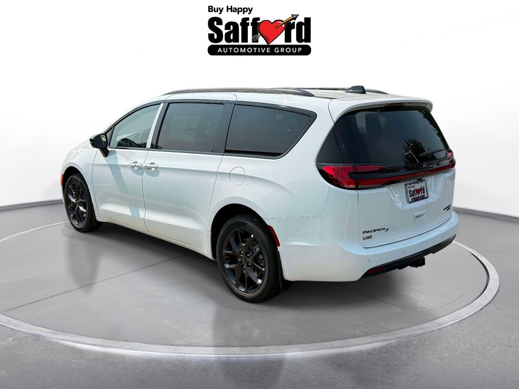 New 2027 White Chrysler Limited image 6