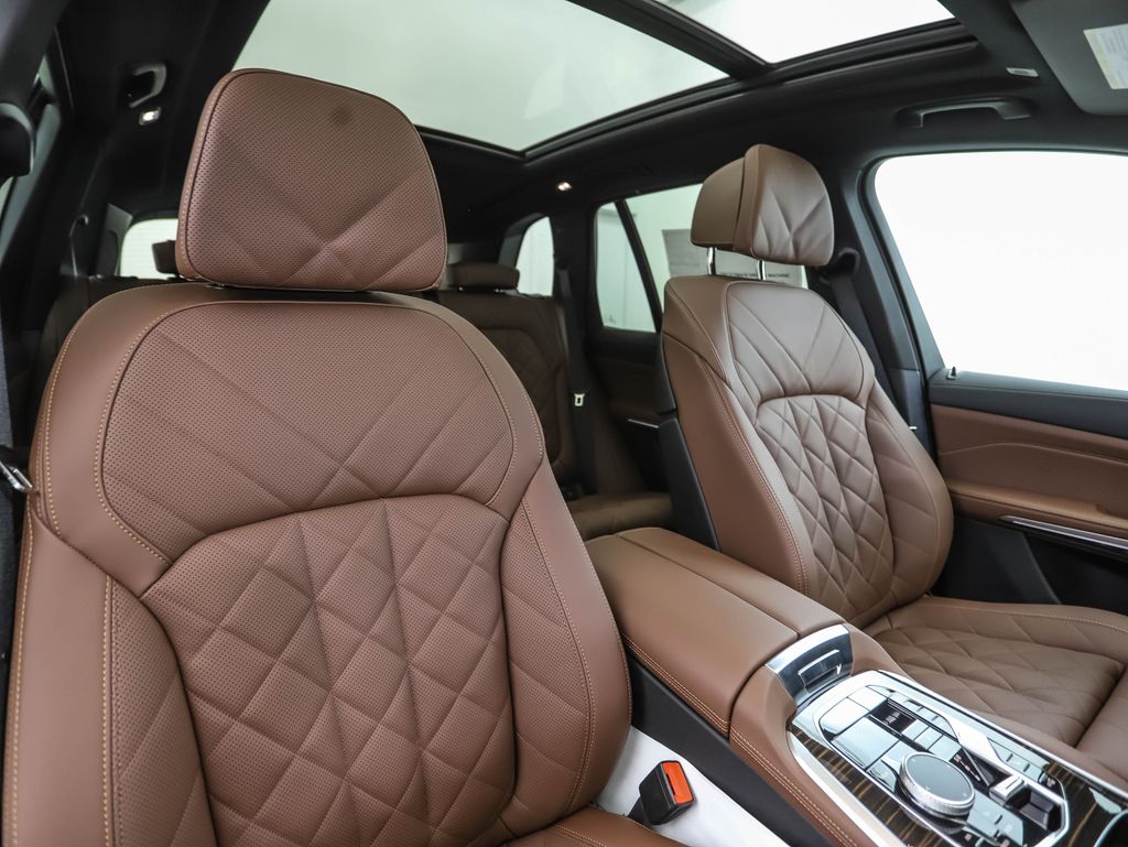 Thumbnail: 2026 BMW X5 - 32