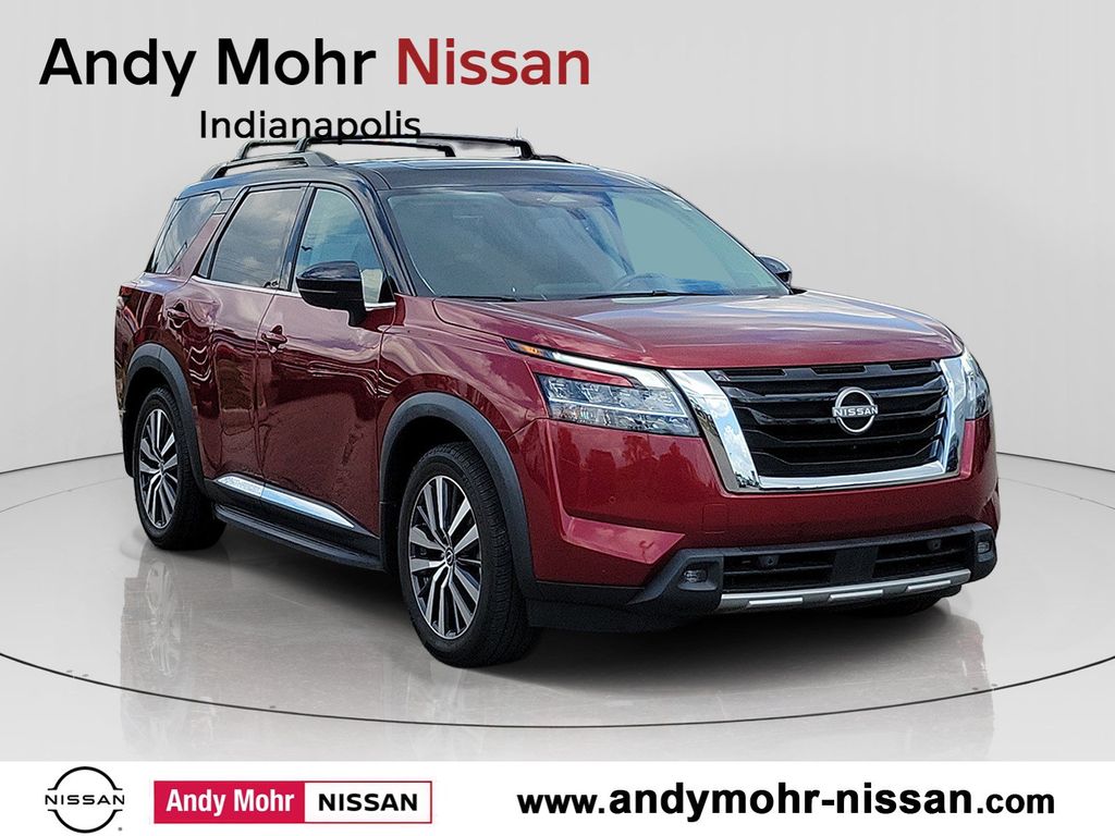 2022 Nissan Pathfinder Platinum FWD