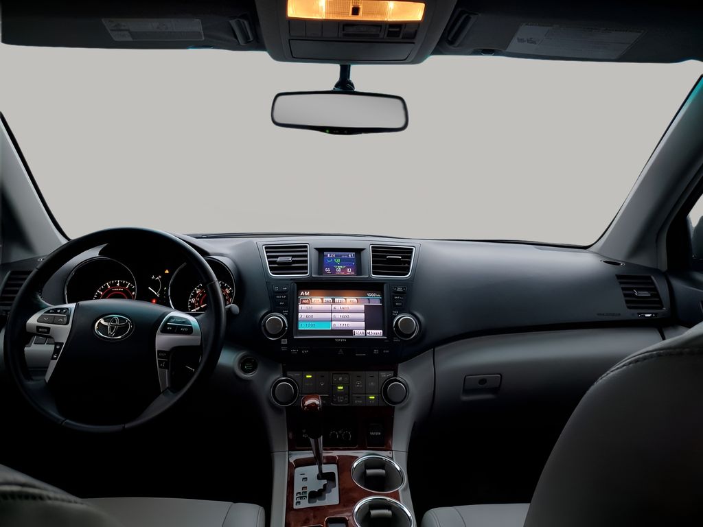 Used Car 2012 Toyota Highlander  Limited For Sale Under $12,000 In Austin, Texas