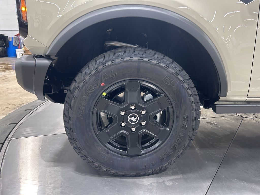new 2025 Ford Bronco car, priced at $51,455