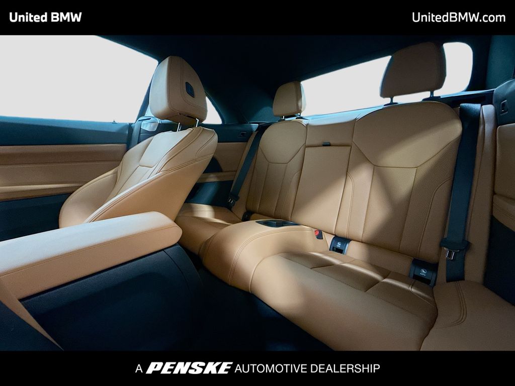 Thumbnail: 2025 BMW 4 Series - 12