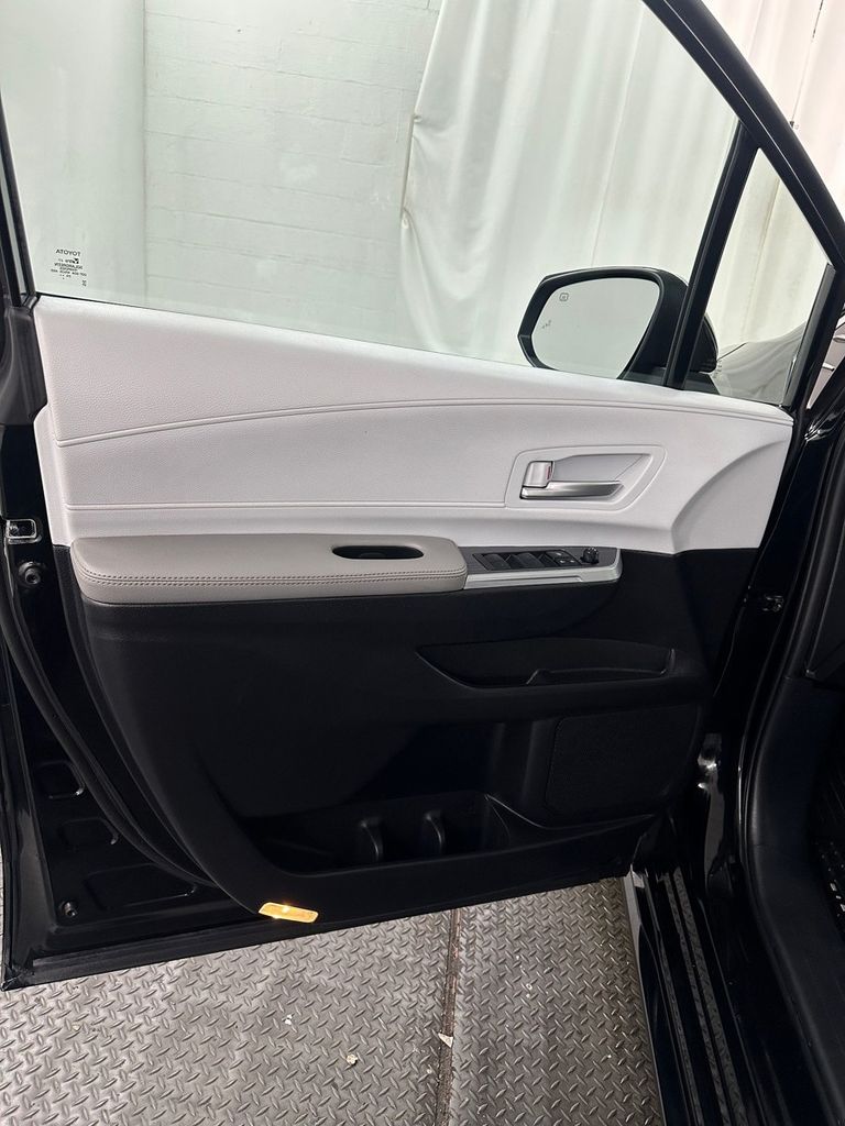 used 2025 Toyota Sienna car, priced at $46,985