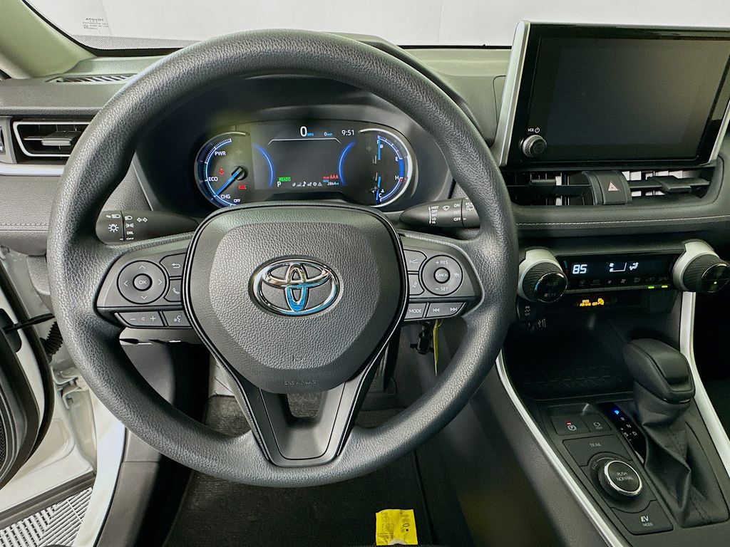 Thumbnail: 2025 Toyota RAV4 - 11