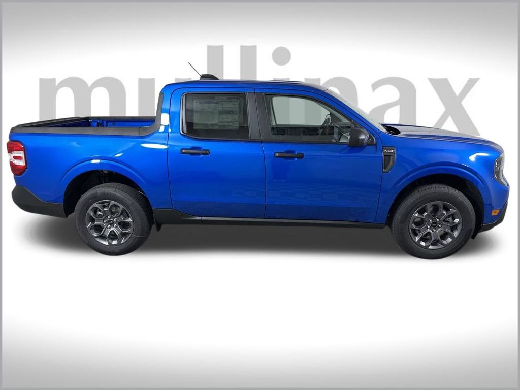 2025 Ford Maverick XLT photo 11