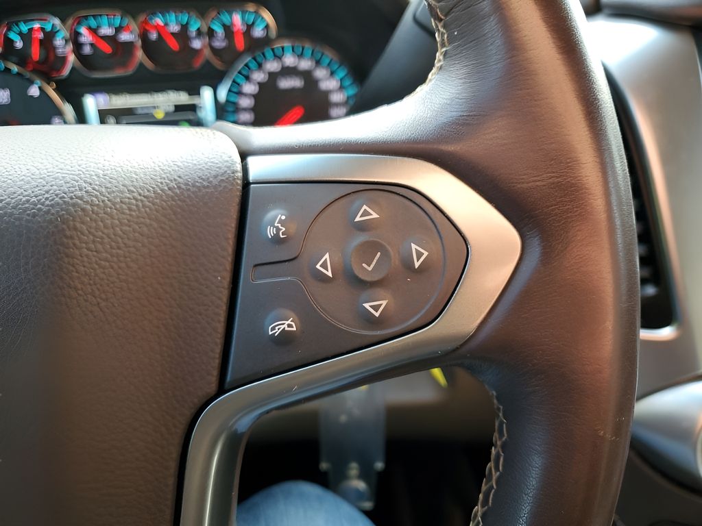 Used Car 2020 Chevrolet Suburban  Lt For Sale Under $20,000 In Austin, Texas