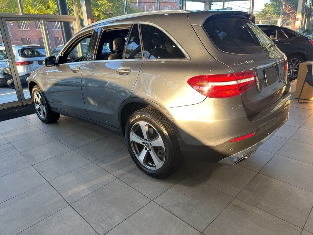 2018 Mercedes-Benz GLC GLC 300 5