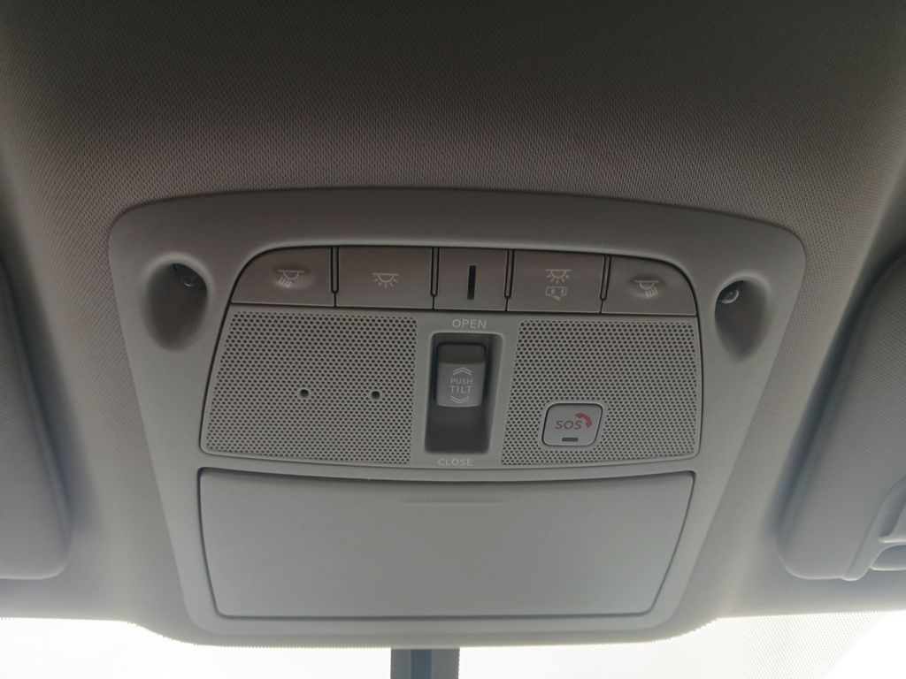 Used Car 2017 Nissan Murano  Platinum For Sale Under $20,000 In Austin, Texas