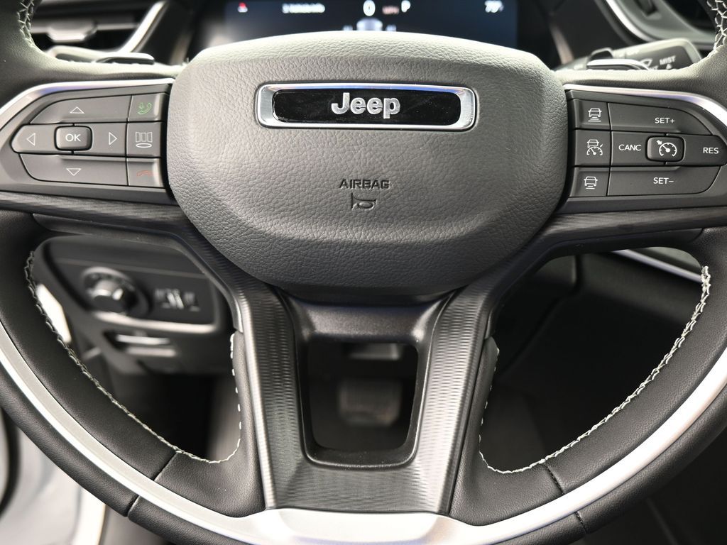 New 2026 Bright White Clearcoat Jeep Laredo image 26