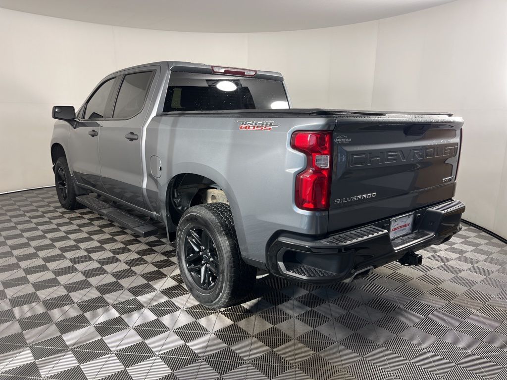 Thumbnail: 2021 Chevrolet Silverado 1500 - 3