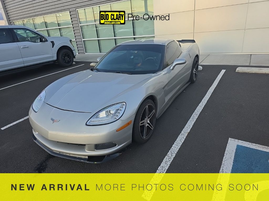 2005 Chevrolet Corvette Coupe RWD