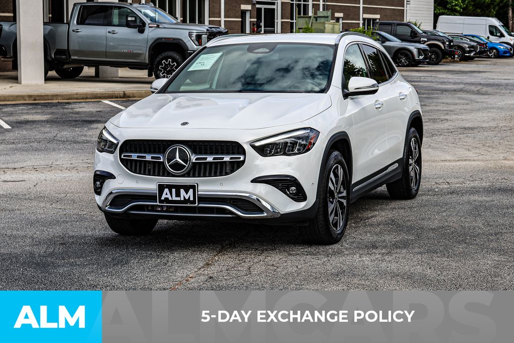 Used 2025 White Mercedes-Benz GLA 250 image 4
