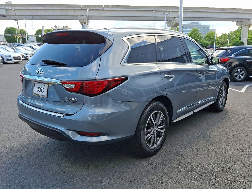 2016 INFINITI QX60 Base 4