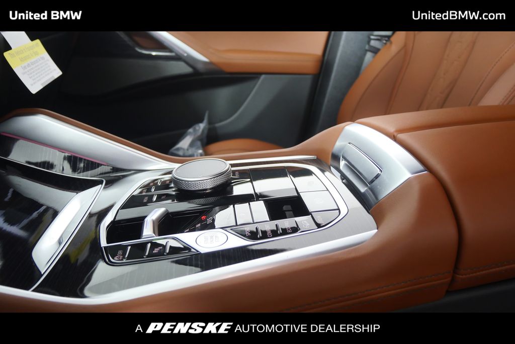 Thumbnail: 2027 BMW X6 - 21