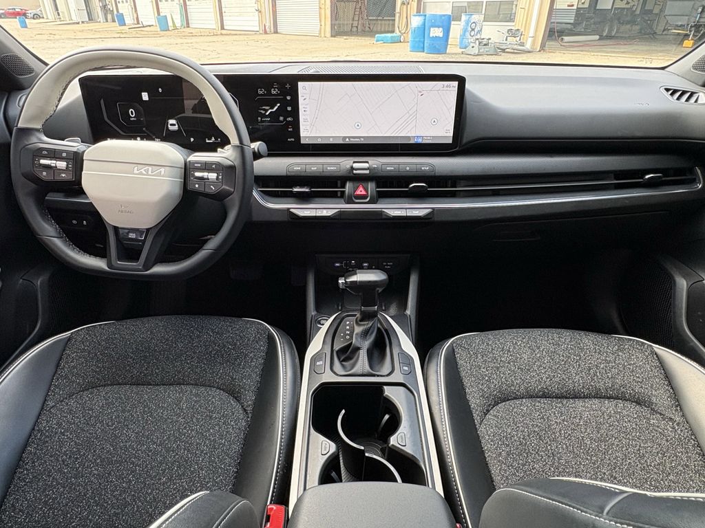 Certified Used 2025 Aurora Black Pearl Kia GT-Line image 25