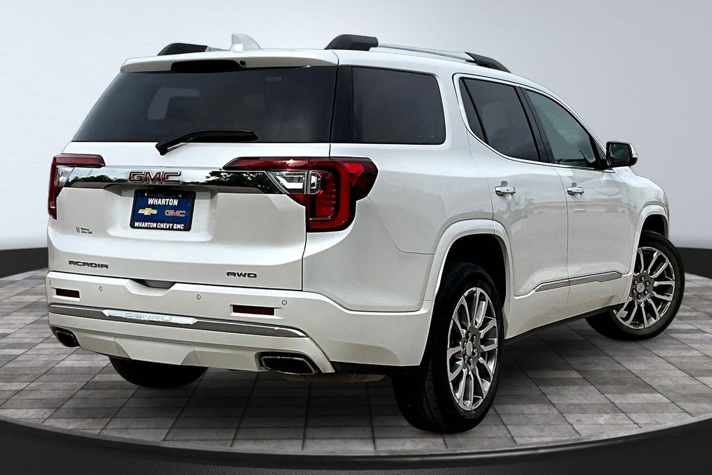 2023 GMC Acadia Denali - 6