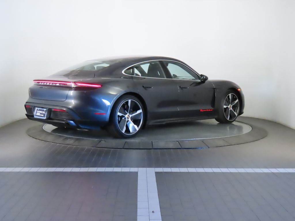 Thumbnail: 2020 Porsche Taycan - 7