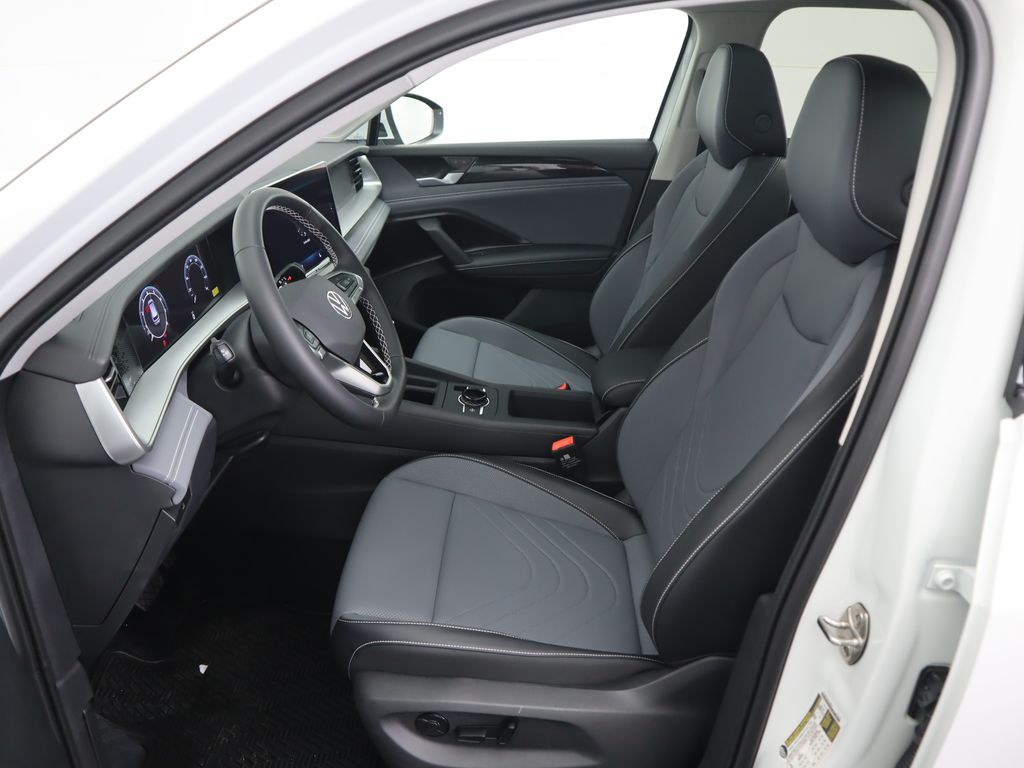 Thumbnail: 2026 Volkswagen Tiguan - 19