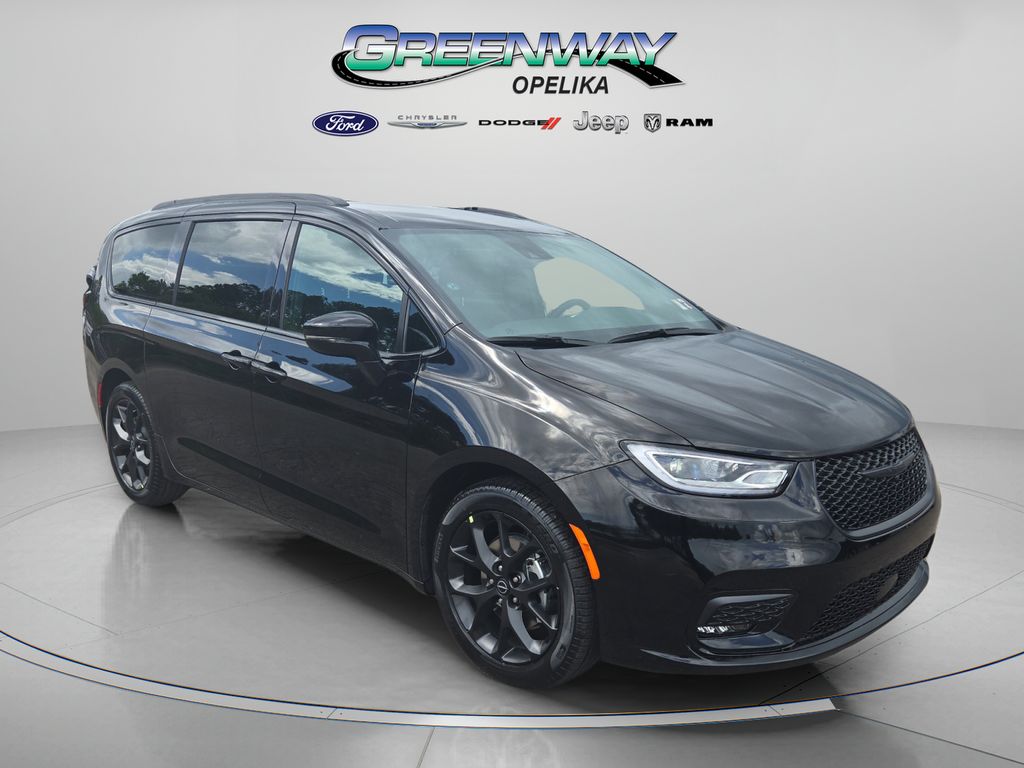 2026 Chrysler Pacifica