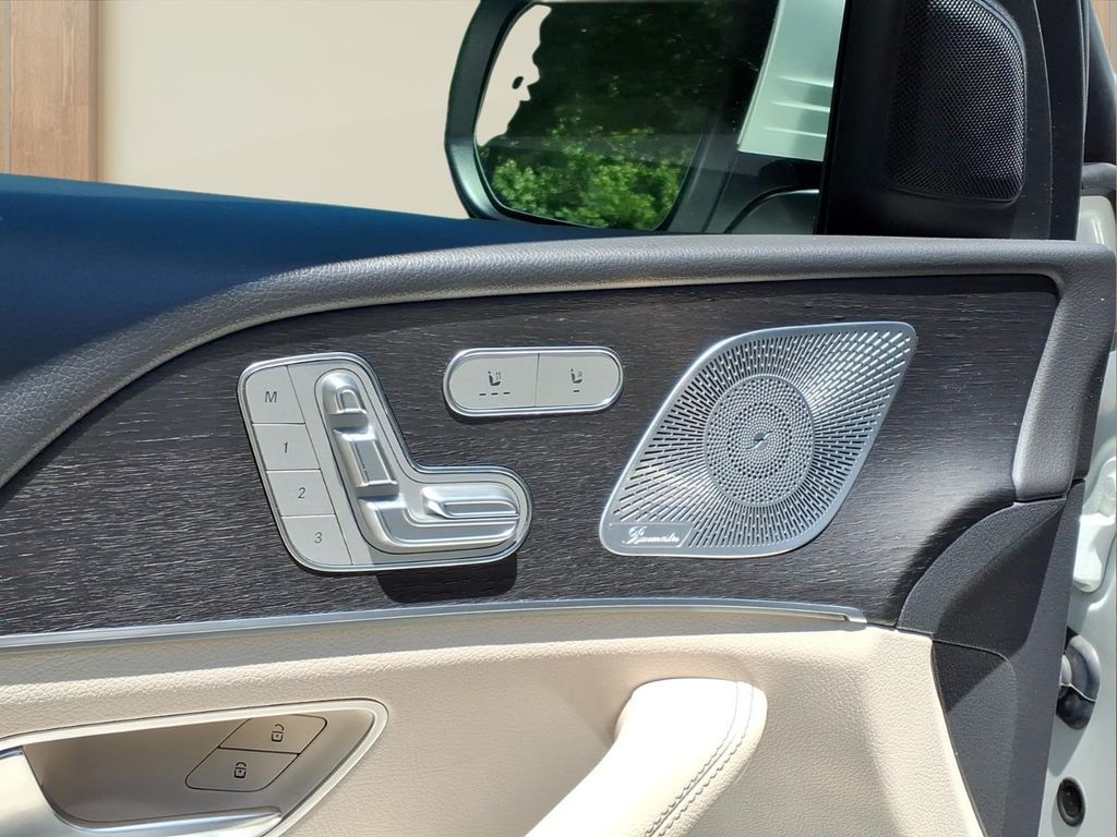 Mercedes-BenzGLS19
