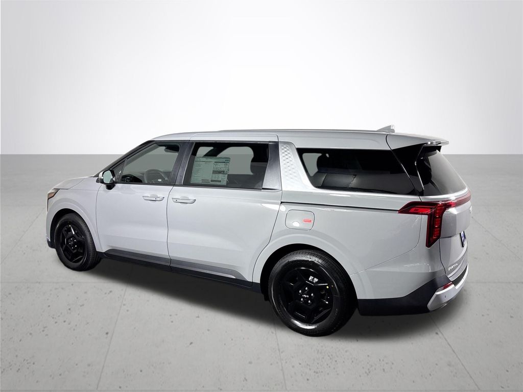 2027 Kia Carnival LX