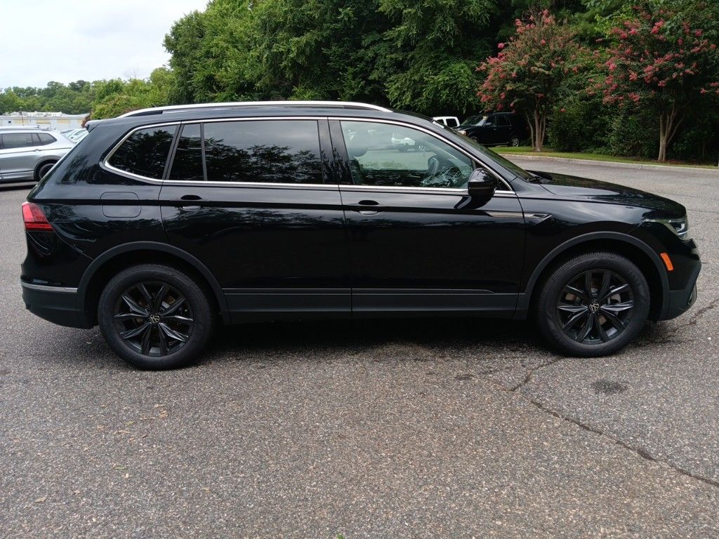 2024 Volkswagen Tiguan 2.0T SE 6