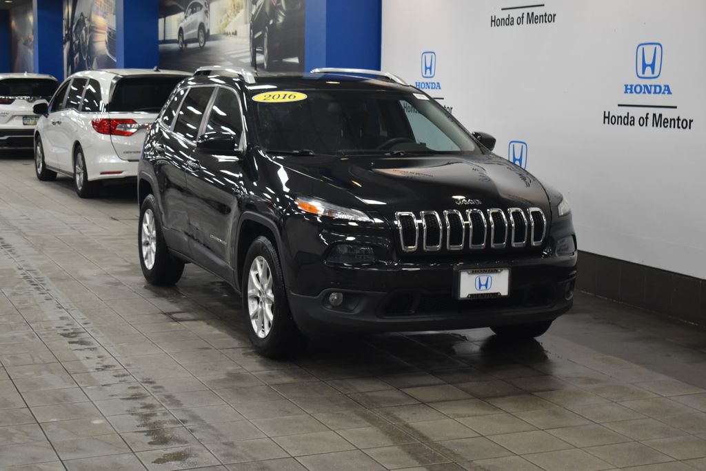 2016 Jeep Cherokee Latitude 9