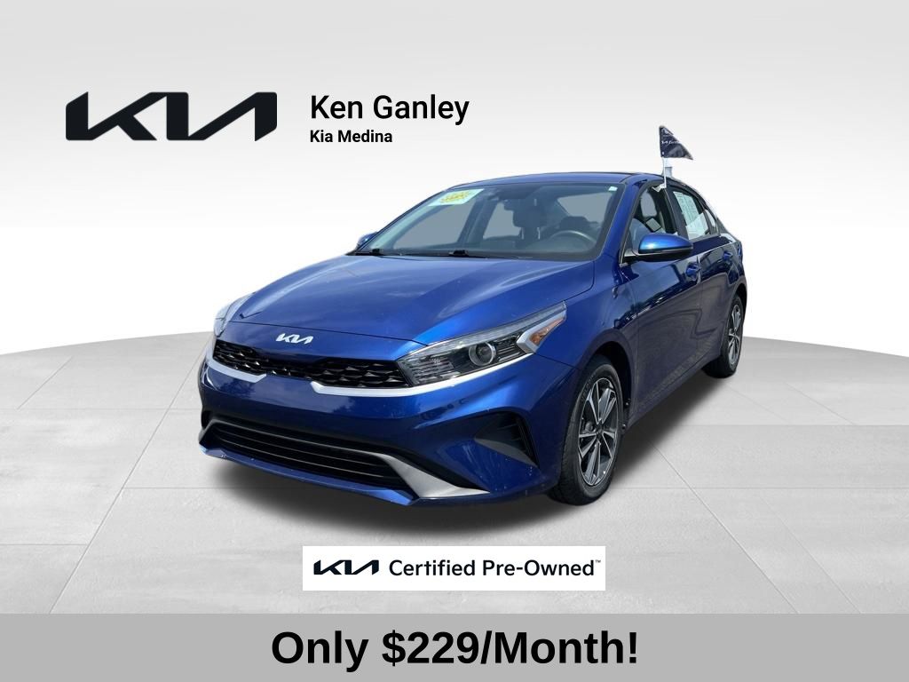 Deep Sea Blue 2024 Kia Forte Sedan Front-Wheel Drive Continuously Variable Transmission