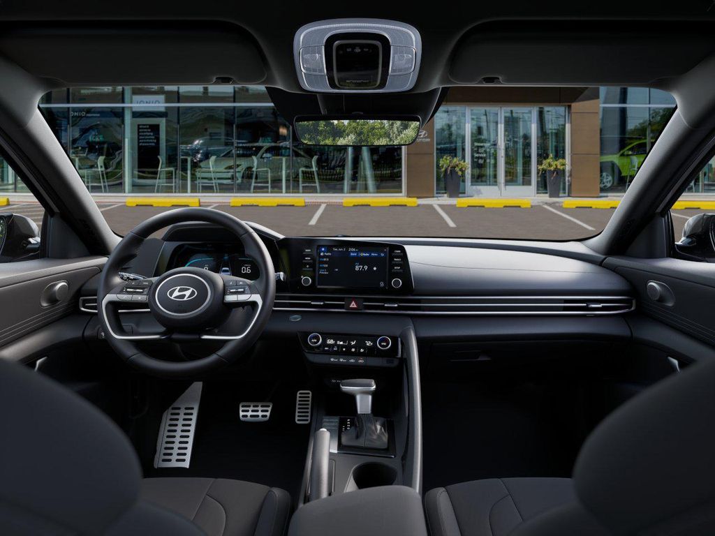 2025 Hyundai Elantra Sport 11