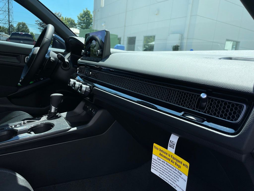 Thumbnail: 2026 Honda Civic - 32