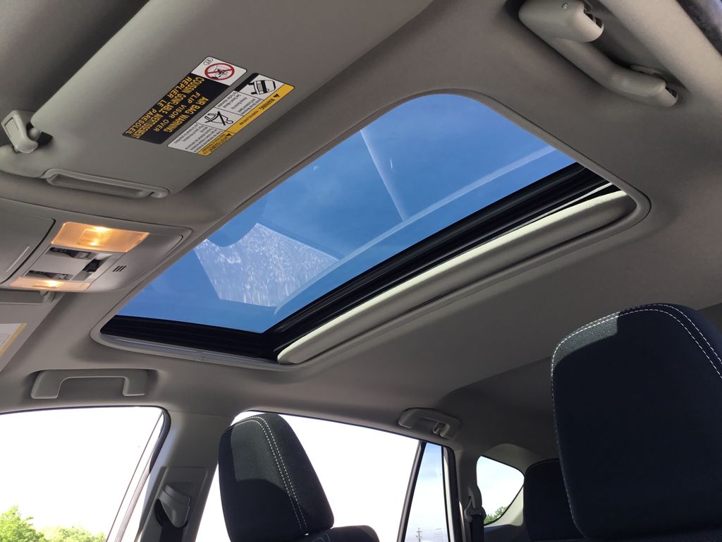 Thumbnail: 2018 Toyota RAV4 - 18