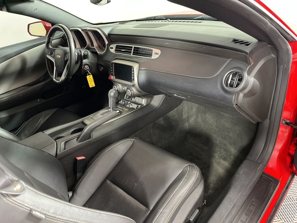 Thumbnail: 2015 Chevrolet Camaro - 4