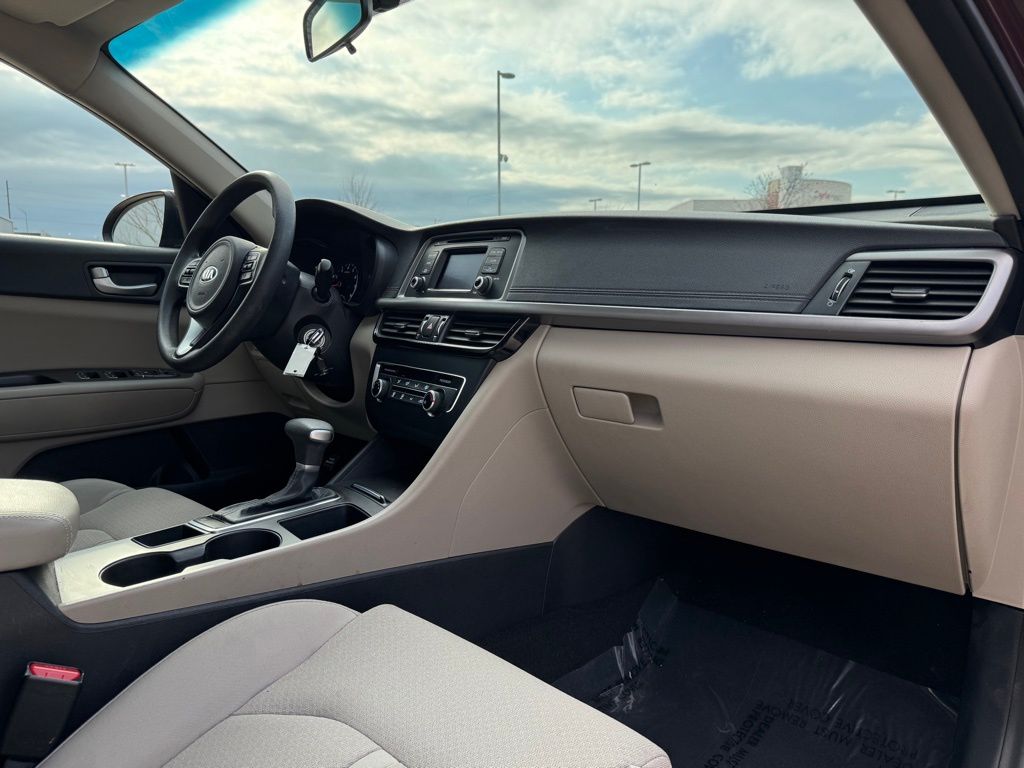 2016 Kia Optima LX photo