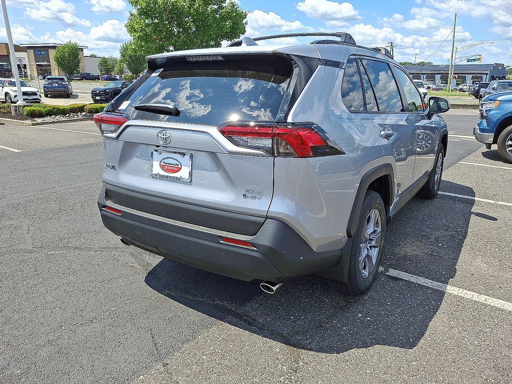 Thumbnail: 2025 Toyota RAV4 - 4