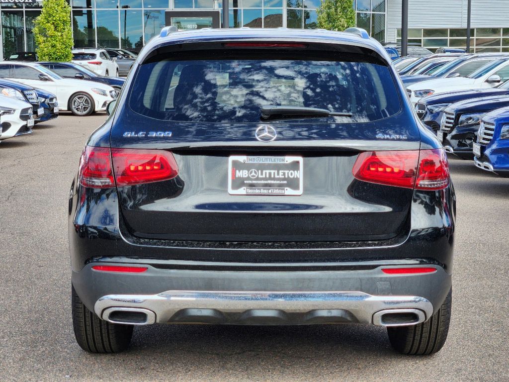 2020 Mercedes-Benz GLC GLC 300 6