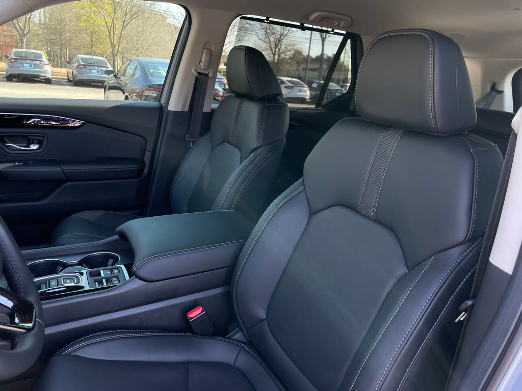 Thumbnail: 2026 Honda Pilot - 26