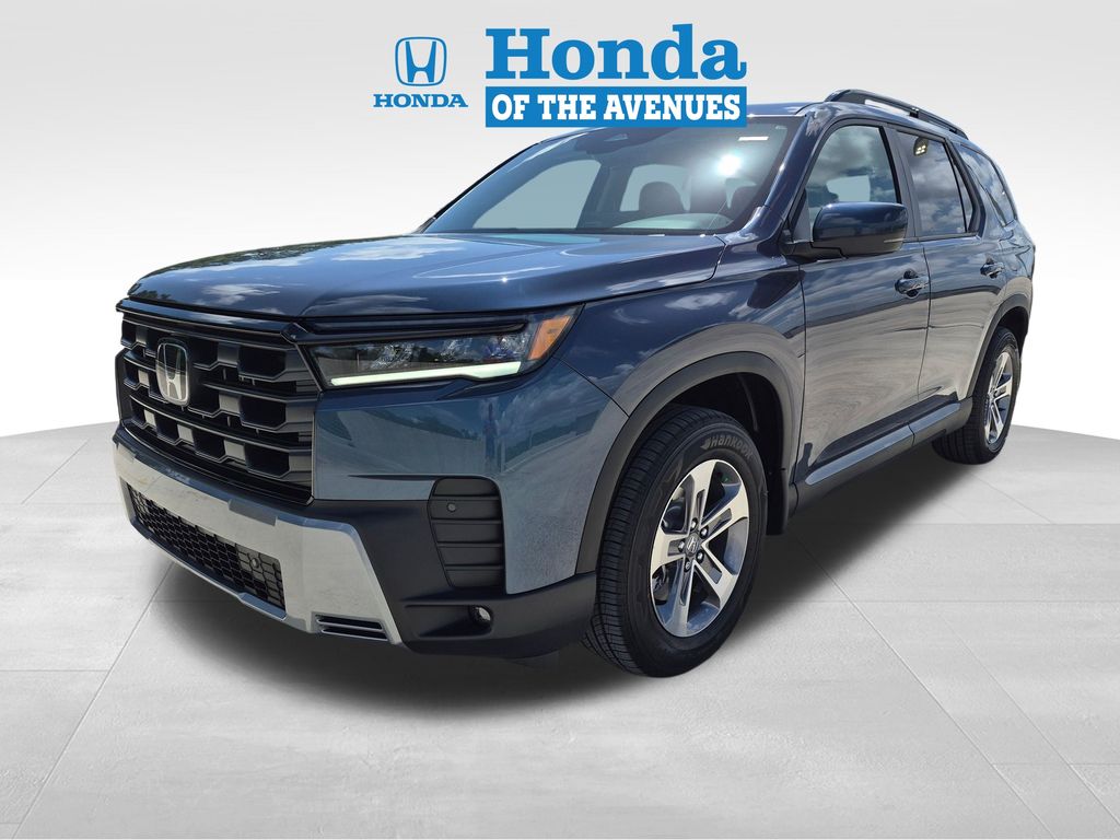 View vehicle photo 3