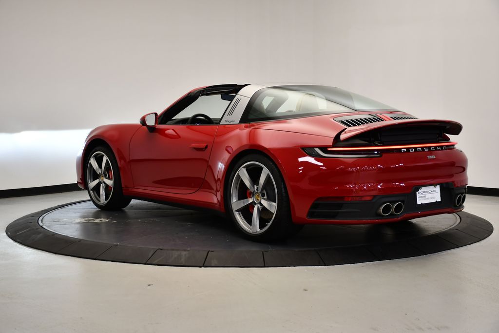 Thumbnail: 2021 Porsche 911 - 13