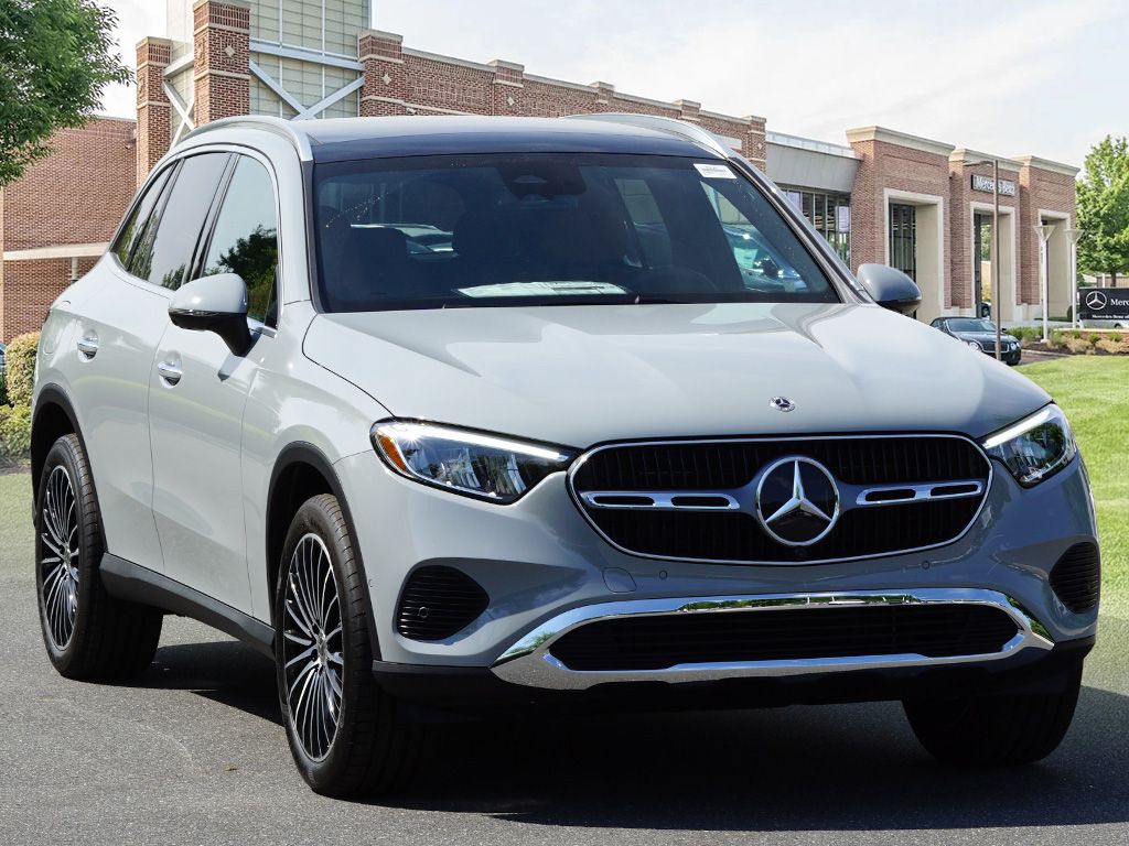 Thumbnail: 2026 Mercedes-Benz GLC - 3