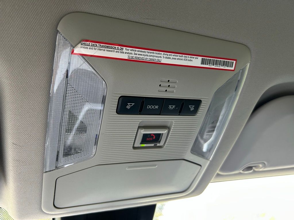 2023 Toyota RAV4 LE 27