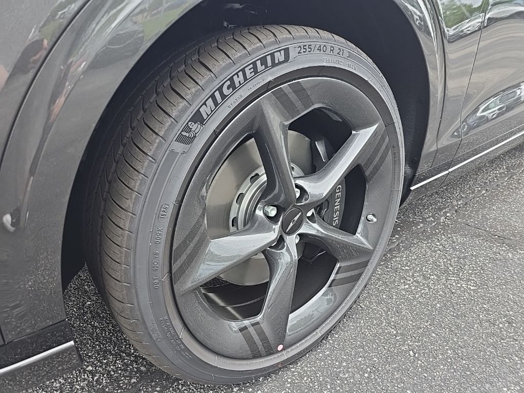 Thumbnail: 2026 Genesis GV70 - 16