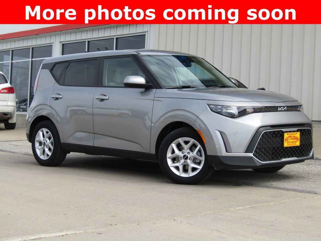 2024 Kia Soul LX FWD