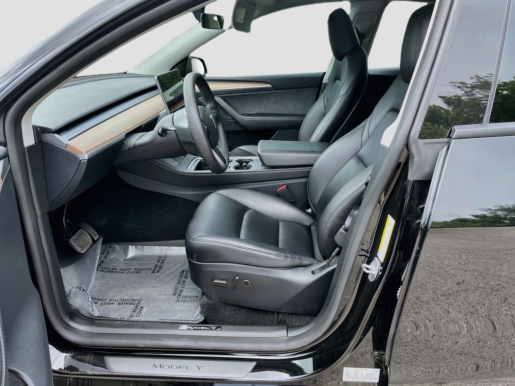 2025 Tesla Model Y Long Range Black at Community Toyota