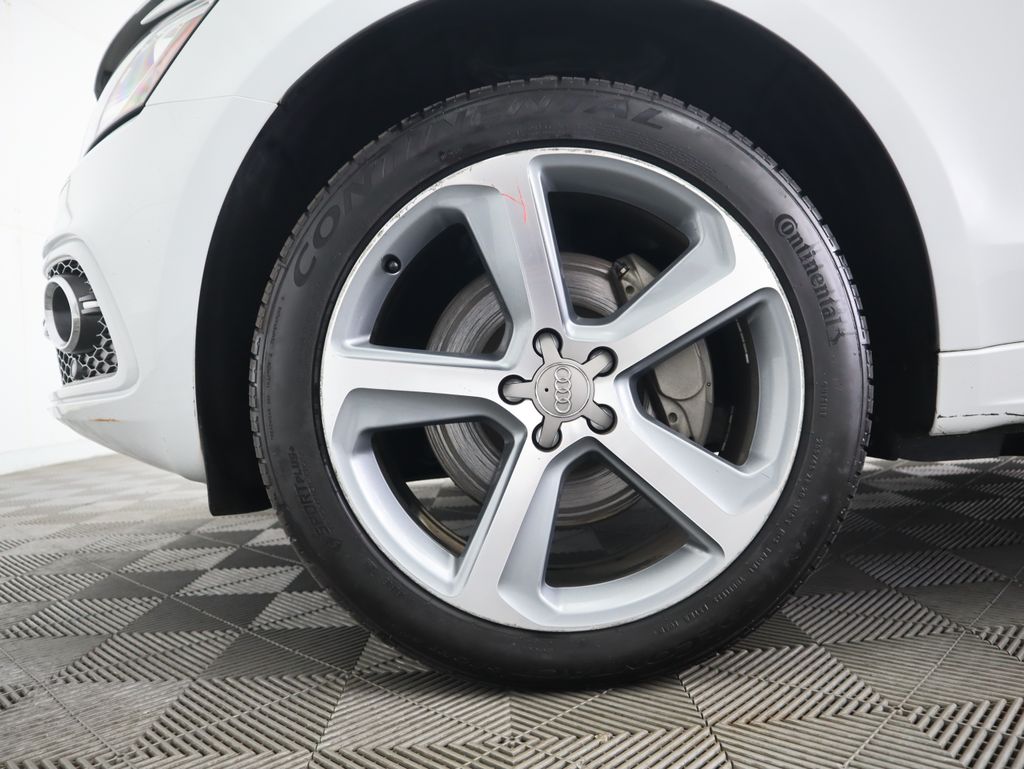 Thumbnail: 2014 Audi Q5 - 31