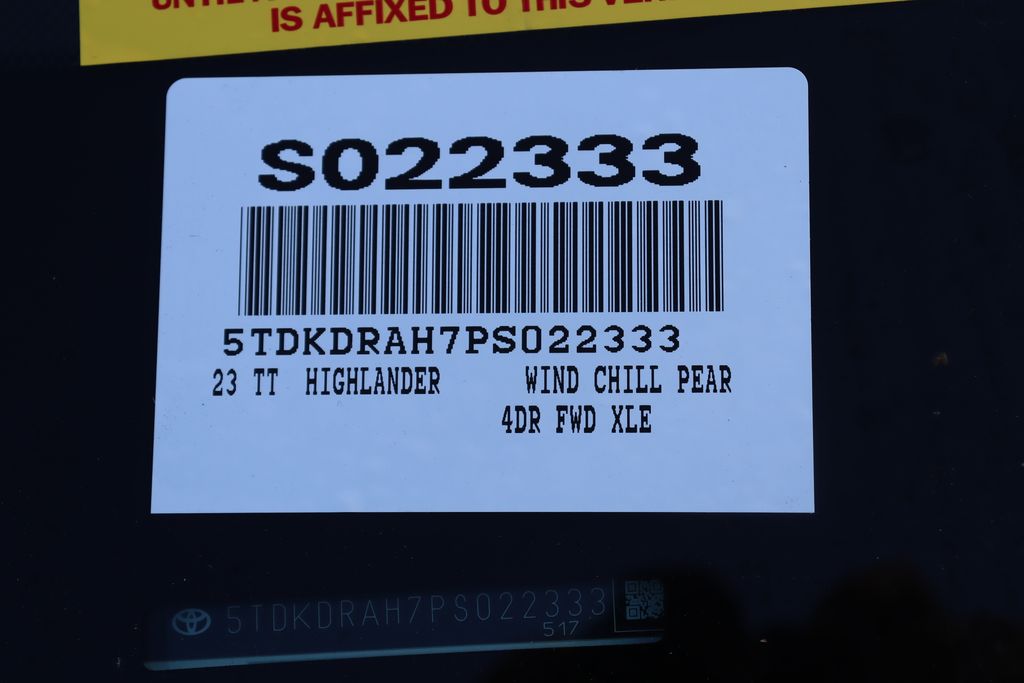 Thumbnail: 2023 Toyota Highlander - 7