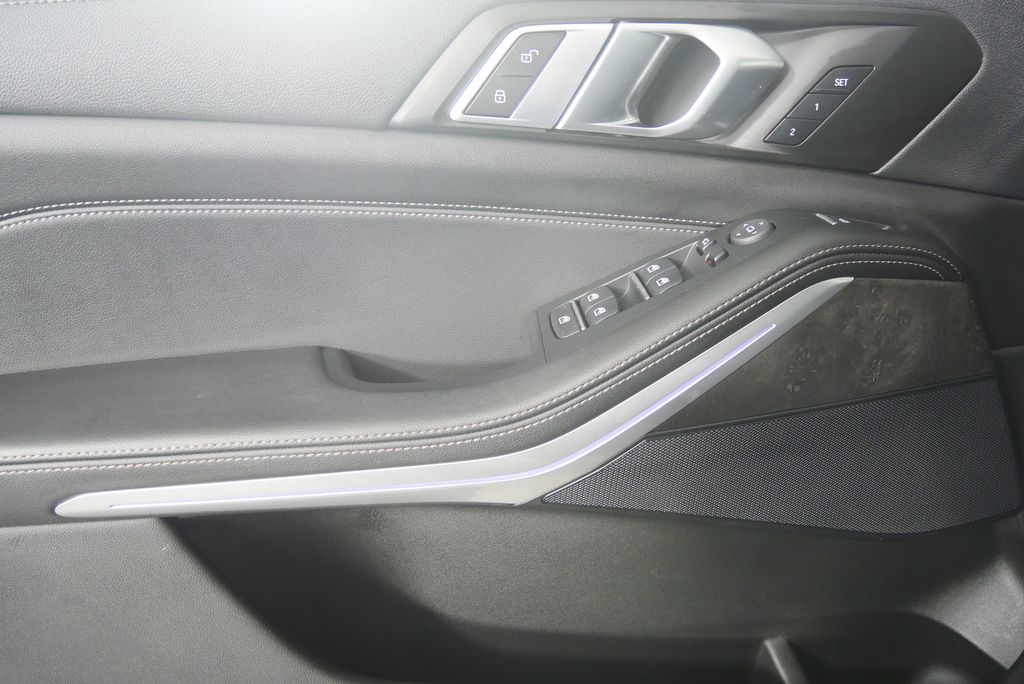 Thumbnail: 2023 BMW X5 - 9